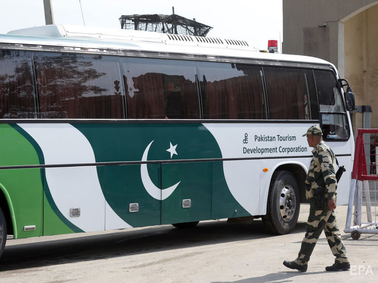 Пакистан полностью прервал транспортное сообщение с Индией