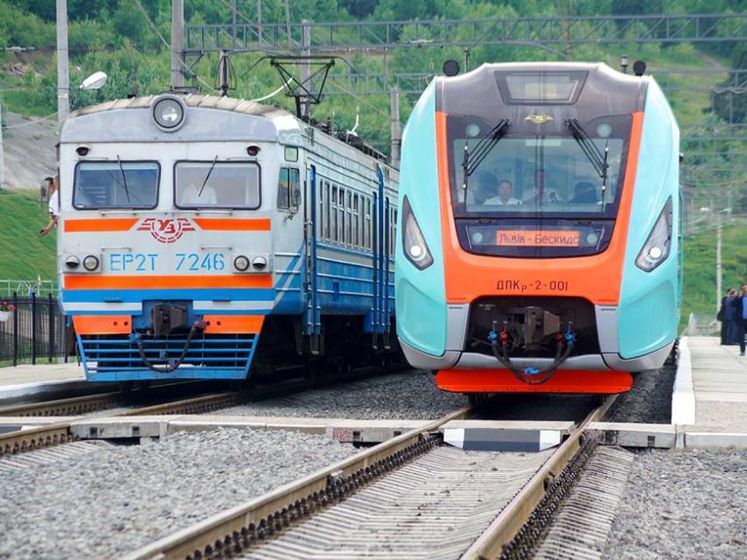 Через крадіжки на залізниці за дві доби затрималося 20 поїздів, 10 із яких – пасажирські – "Укрзалізниця"
