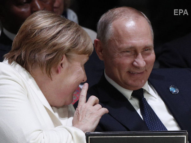 Посол Украины в Германии заявил, что Меркель должна надавить на Путина с целью принудить его к миру на Донбассе