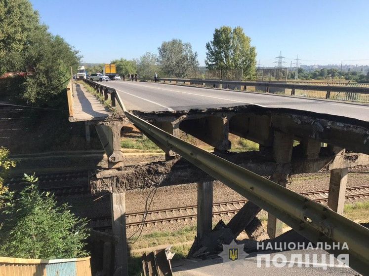 Полиция открыла уголовное производство по факту обрушения моста в Харькове