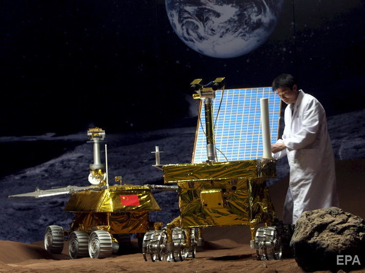 ﻿Китайські вчені відновили зв'язок із зондом і місяцеходом, які зараз на зворотному боці Місяця