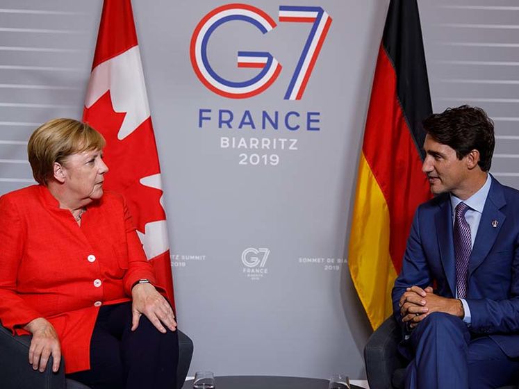 Меркель и Трюдо на саммите G7 обсудили вопрос реформ в Украине