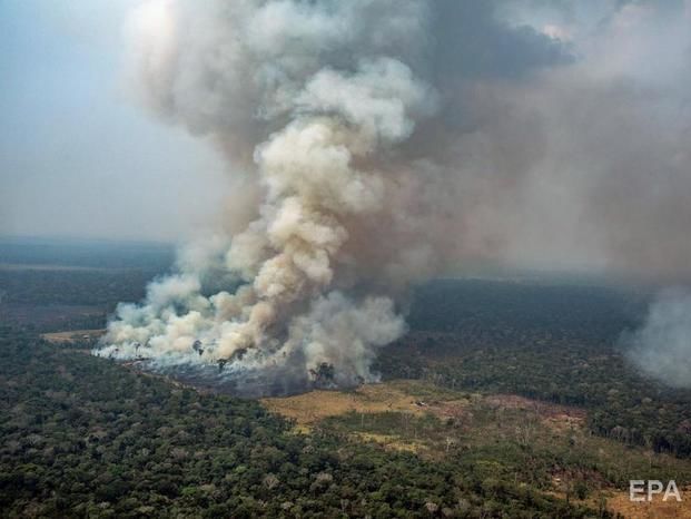 ﻿Сім штатів Бразилії звернулися по допомогу в гасінні пожеж в Амазонії