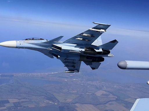 Российские истребители провели учебно-боевые пуски ракет в аннексированном Крыму