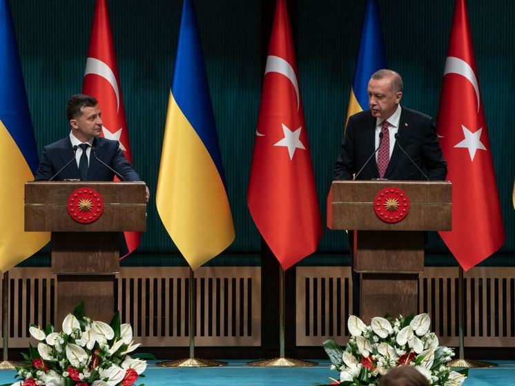 Зеленский обсудил с Эрдоганом заседание Стратегического совета