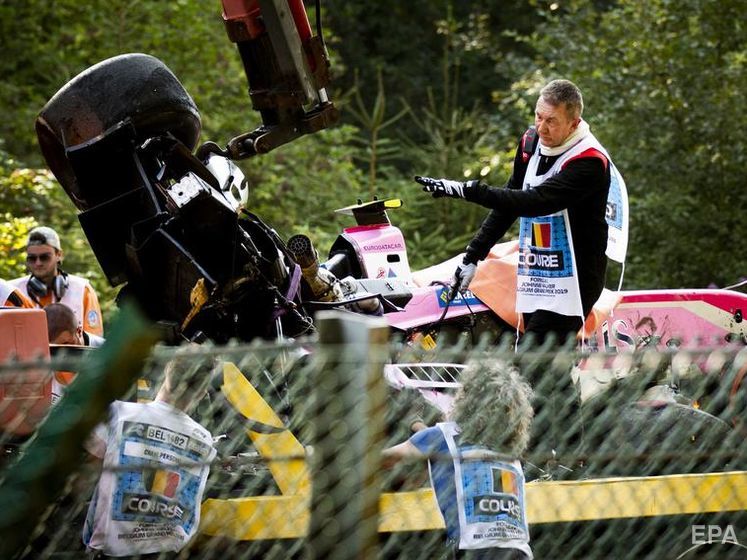 Французский автогонщик Юбер погиб на трассе "Формулы-2" в Бельгии