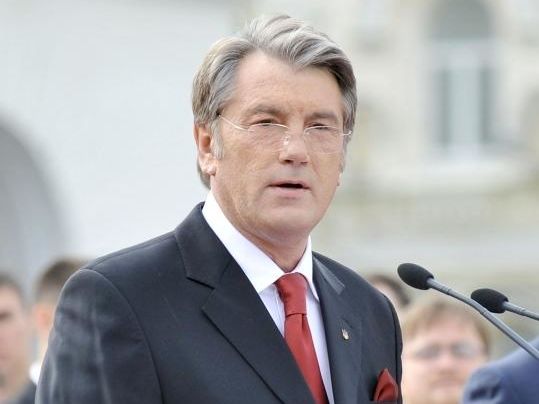 Ющенко заявил, что суды отказались арестовывать его имущество в рамках дела о приватизации "Межигорья"
