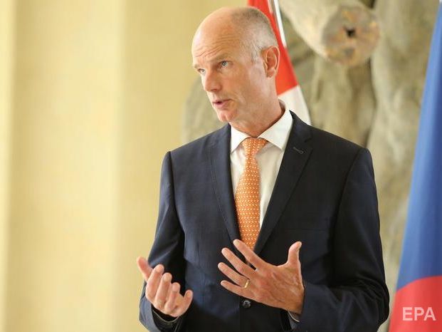 ﻿Глава МЗС Нідерландів заявив, що повідомлення про звільнення Цемаха "викликають багато запитань"
