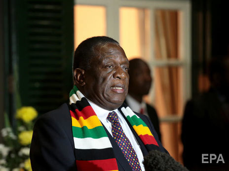Президент Зимбабве объявил умершего Мугабе национальным героем