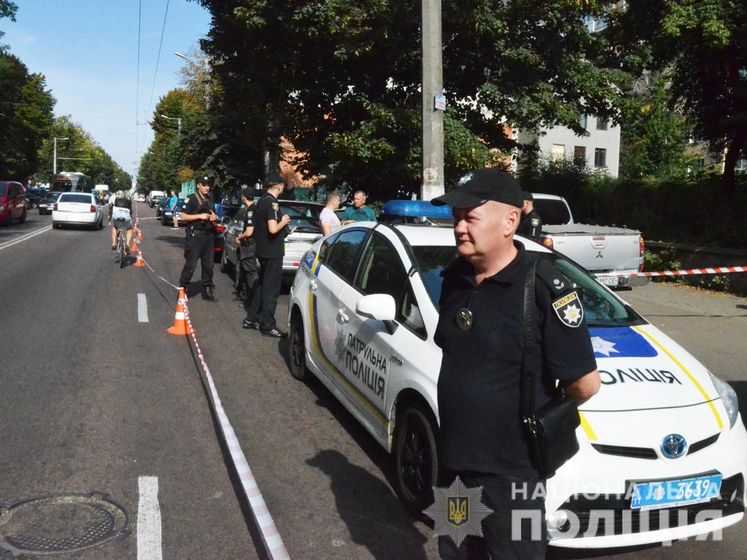 В Житомире неизвестные с оружием напали на инкассаторов, один полицейский ранен