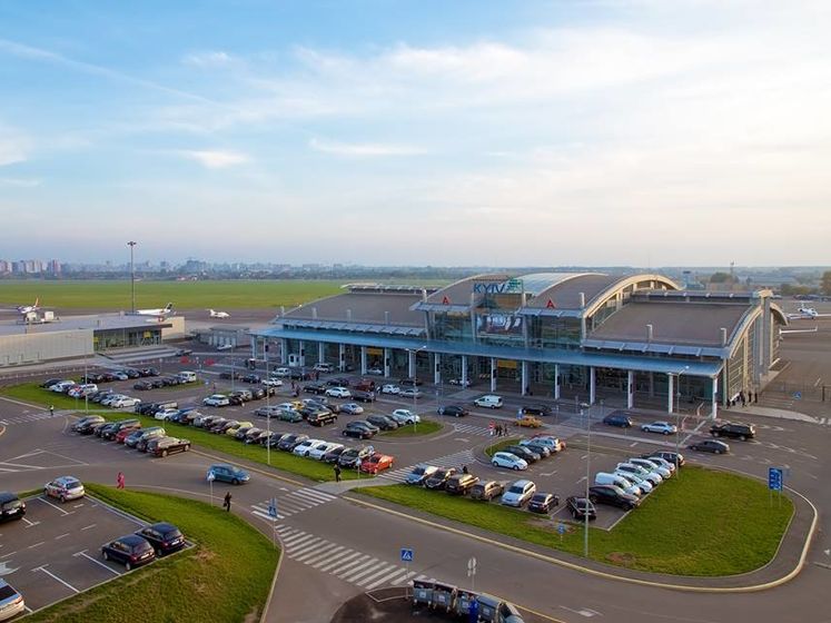 ﻿Аеропорт "Київ" відновив роботу