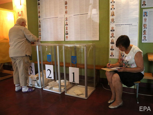 ﻿Офіс президента планує провести дострокові місцеві вибори в Києві, Дніпрі, Харкові та Одесі – ЗМІ