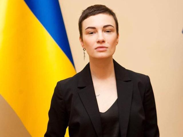 Певица Приходько объявила о завершении сотрудничества с партией Тимошенко