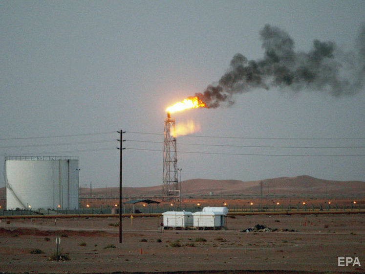 Нефть растет в цене после атаки дронов в Саудовской Аравии, Зеленский назвал повестку дня встречи "Нормандской четверки". Главное за день