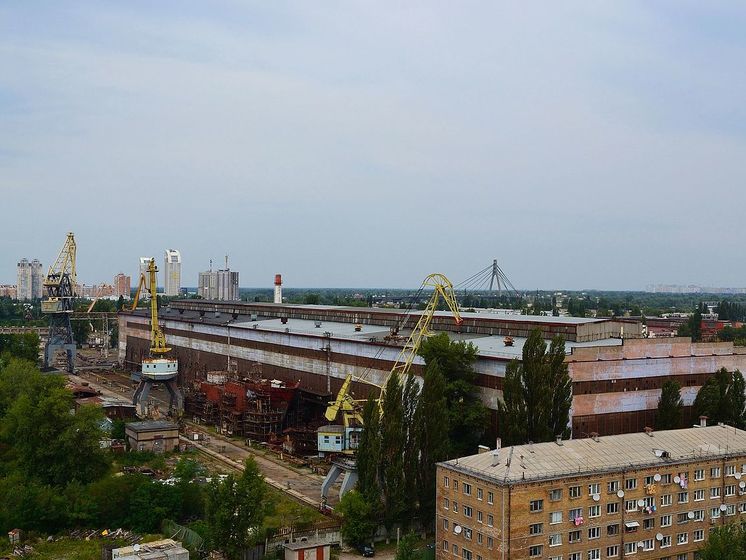 Суд арестовал всю недвижимость завода "Кузница на Рыбальском"