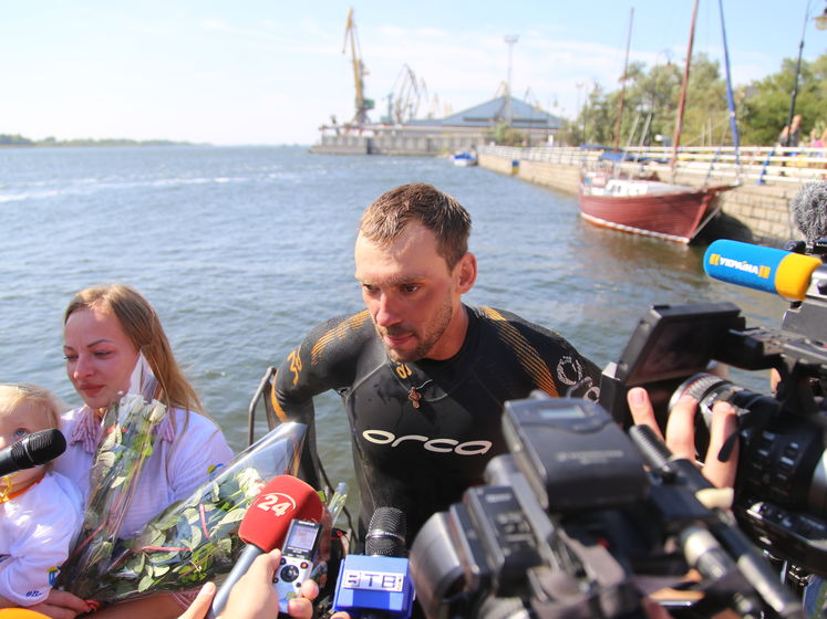 Украинский пловец преодолел вплавь почти 1000 км по Днепру и намерен переплыть Черное море &ndash; организатор проекта