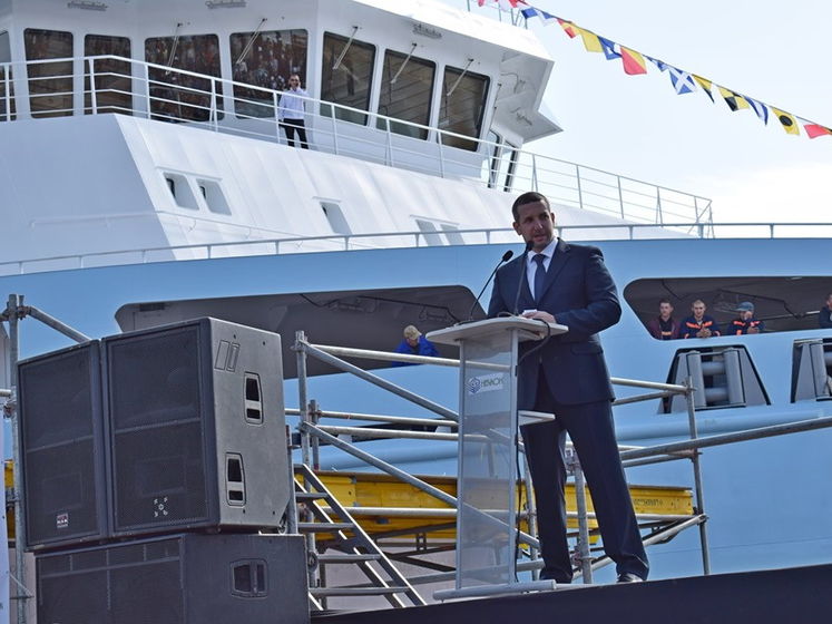 "Вы возрождаете судостроение". Глава Николаевской ОГА Стадник поздравил "Нибулон" с введением в эксплуатацию 140-метрового судна