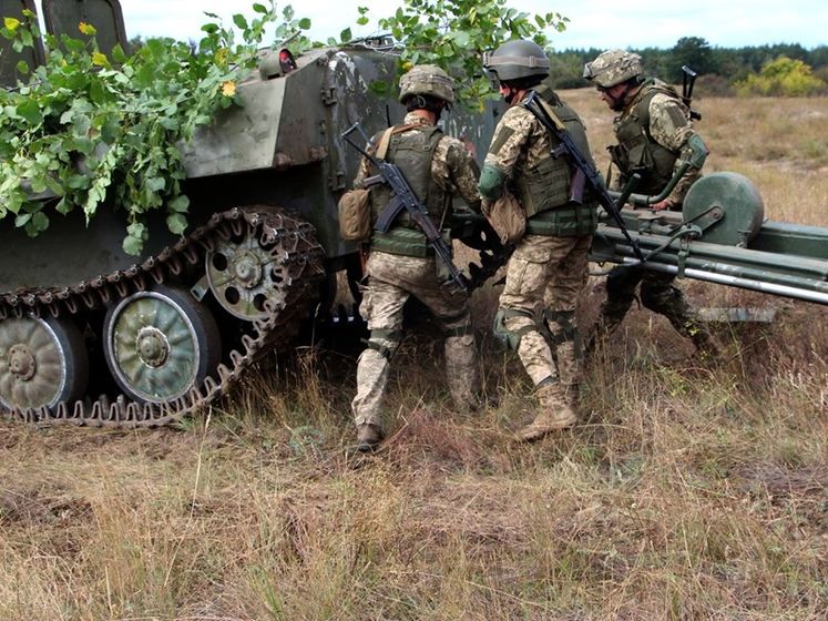 На Донбассе получили ранения трое украинских военных &ndash; штаб операции Объединенных сил