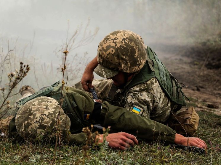 На Донбассе трое военных получили ранения, еще один – боевую травму