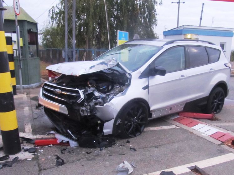 ﻿Громадянин України намагався автомобілем прорватися на територію Білорусі – ДПСУ