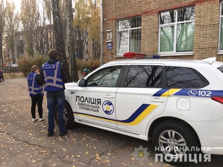 В Киеве семиклассница выпрыгнула из окна школы