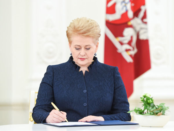 В Литве восстановили обязательный призыв в армию