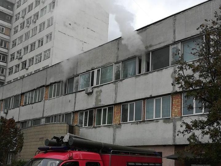 ﻿У Києві горіла лікарня швидкої допомоги