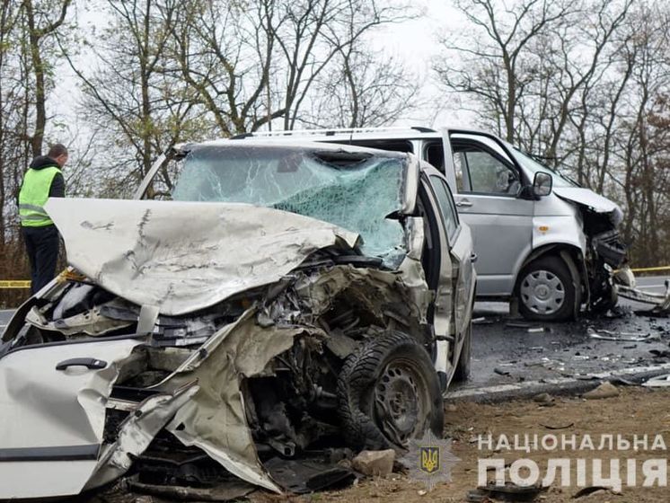 В результате ДТП в Ивано-Франковской области один человек погиб, троих госпитализировали