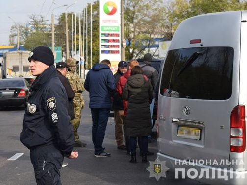 ﻿У Миколаївській області затримали членів збройного угруповання, які викрадали людей