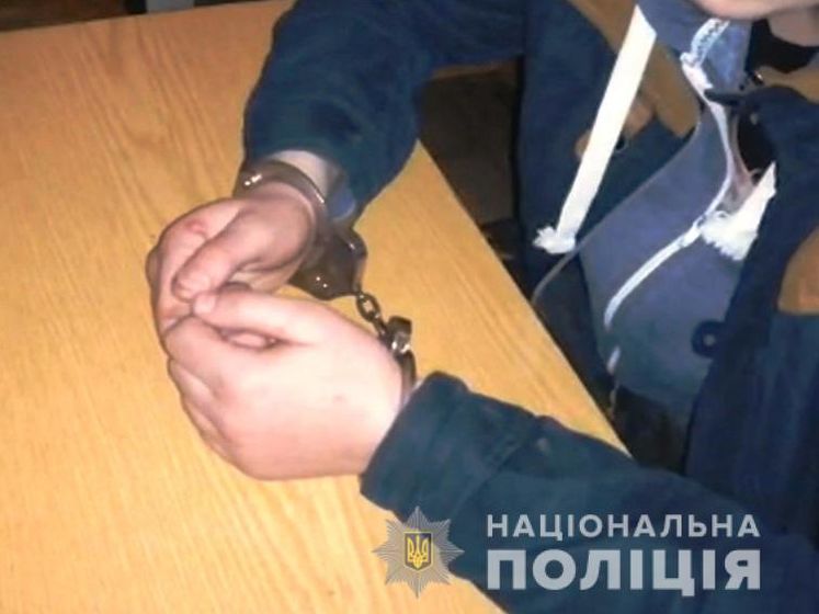 ﻿Підліток, якого затримали у справі про вбивство 14-річної дівчини в Одеській області, зізнався у злочині – поліція