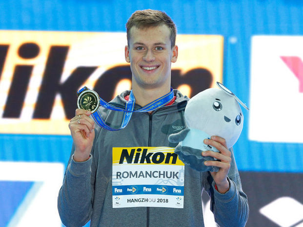 Украинец Романчук завоевал серебро на Кубке мира по плаванию