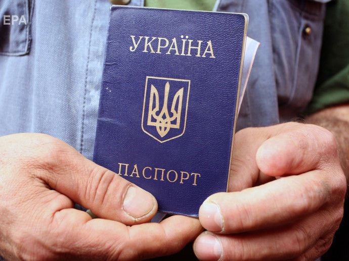 ﻿Понад 42% жителів окупованого Донбасу ніколи не замислювалися про отримання паспорта РФ – "Дзеркало тижня"