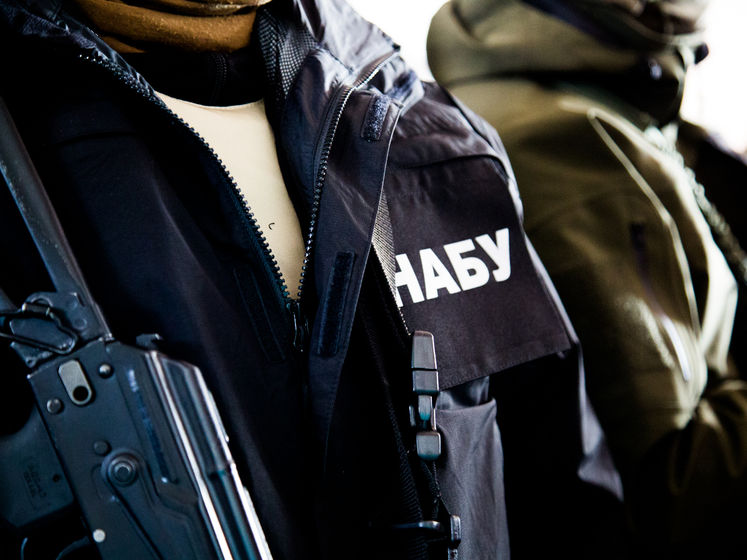 В НАБУ заявили, что вместе с чиновницей из ОП на взятке поймали еще группу лиц