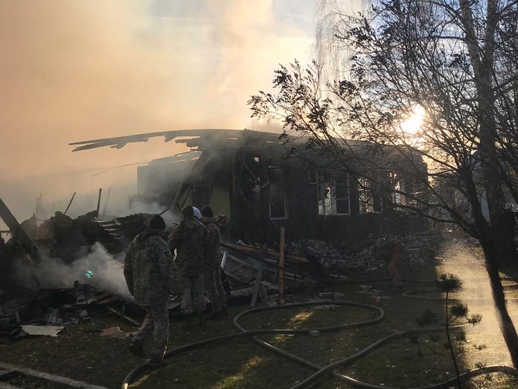 ﻿Причиною пожежі у військовій частині у Львівській області могло стати коротке замикання – прокуратура