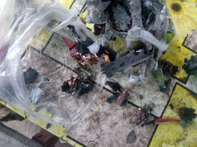 ﻿Українські військові на Донбасі збили ворожий безпілотник, він вибухнув під час падіння