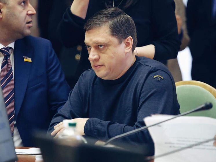СМИ сообщили, что нардеп Иванисов был осужден за изнасилование несовершеннолетней, сам нардеп отрицает