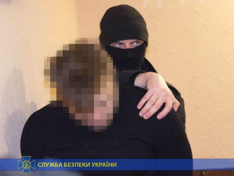 СБУ заблокировала незаконную легализацию россиян и боевиков "ДНР" в Украине