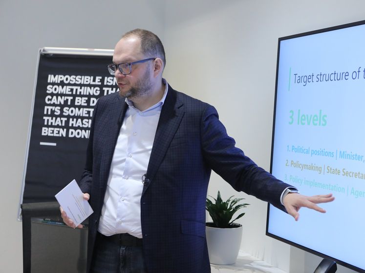 ﻿Бородянський заявив, що інформаційну безпеку можуть додати до ЗНО для школярів