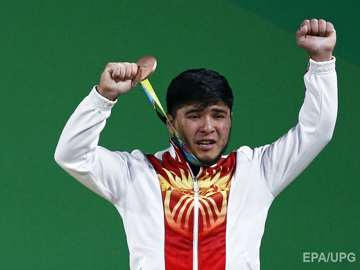 Кыргызстанский тяжелоатлет пойман на употреблении стрихнина и лишен бронзовой медали Олимпиады 2016