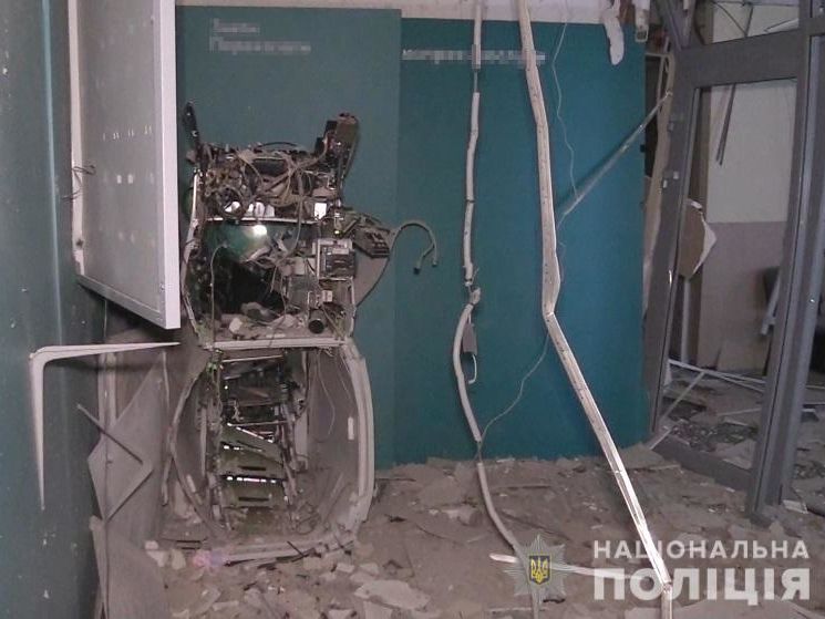 Ограбление в Киеве. Преступники взорвали банкомат при помощи газовоздушной смеси