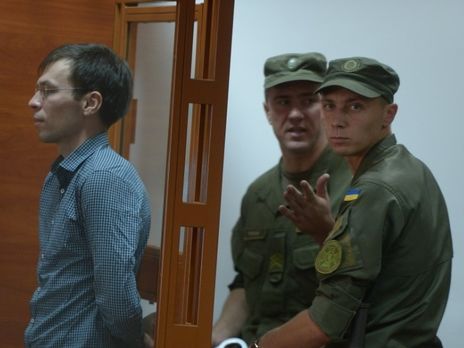 ﻿Суд у Житомирі змінив запобіжний захід підозрюваному у держзраді блогеру Муравицькому на нічний домашній арешт