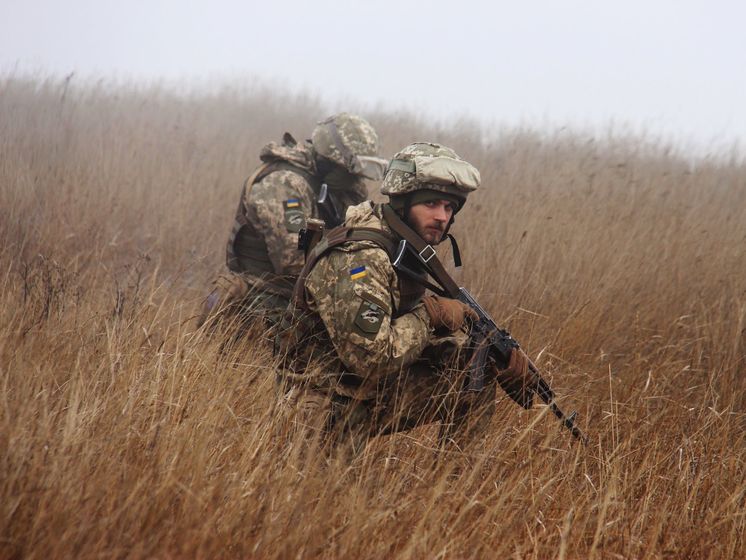 Боевики на Донбассе восемь раз открывали огонь, потерь в рядах украинских военных нет – штаб ООС