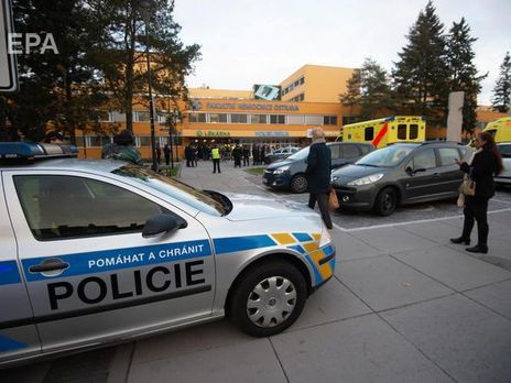 В Чехии произошла стрельба в клинике, погибли шесть человек. Фоторепортаж