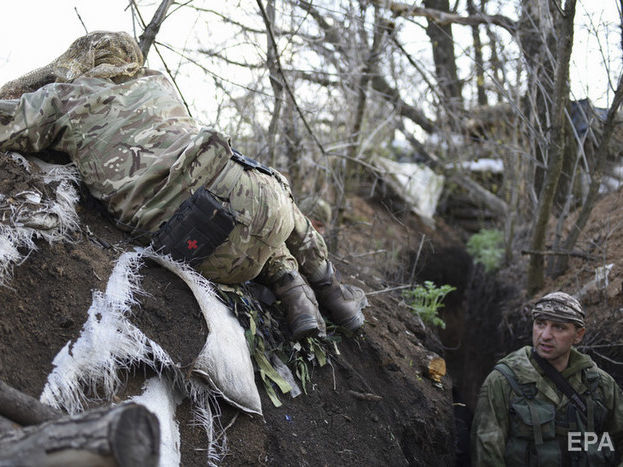 ﻿14 грудня на Донбасі загинув український військовослужбовець, ще двох поранено – штаб ООС