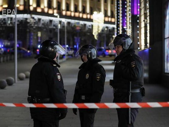 ﻿Один із поранених біля будівлі ФСБ у Москві міг постраждати через силовиків – ЗМІ