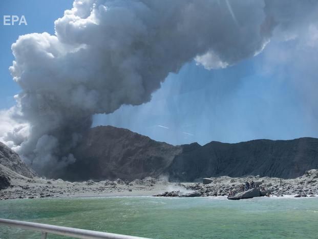 Число жертв извержения вулкана в Новой Зеландии возросло до 19