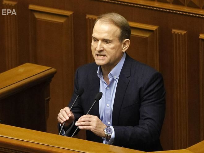 Зеленский ответил на петицию о лишении Медведчука звания заслуженного юриста Украины