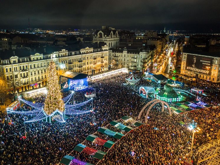 ﻿На Софійській площі Новий рік зустріло приблизно 150 тис. осіб – організатори