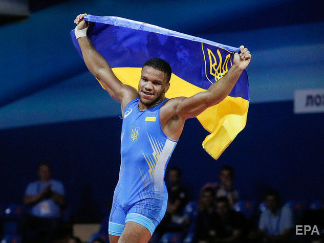 Украинец Беленюк занял третье место в номинации "Борец года" от Международной федерации борьбы