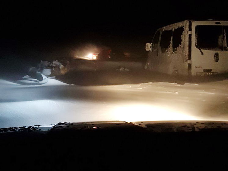 В Черновицкой области более 15 автомобилей оказались в снежном плену – СМИ